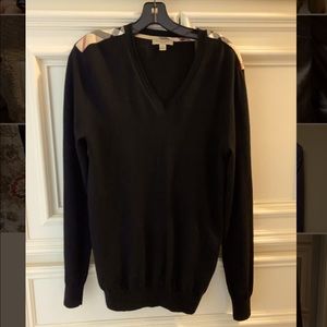 Burberry sweater